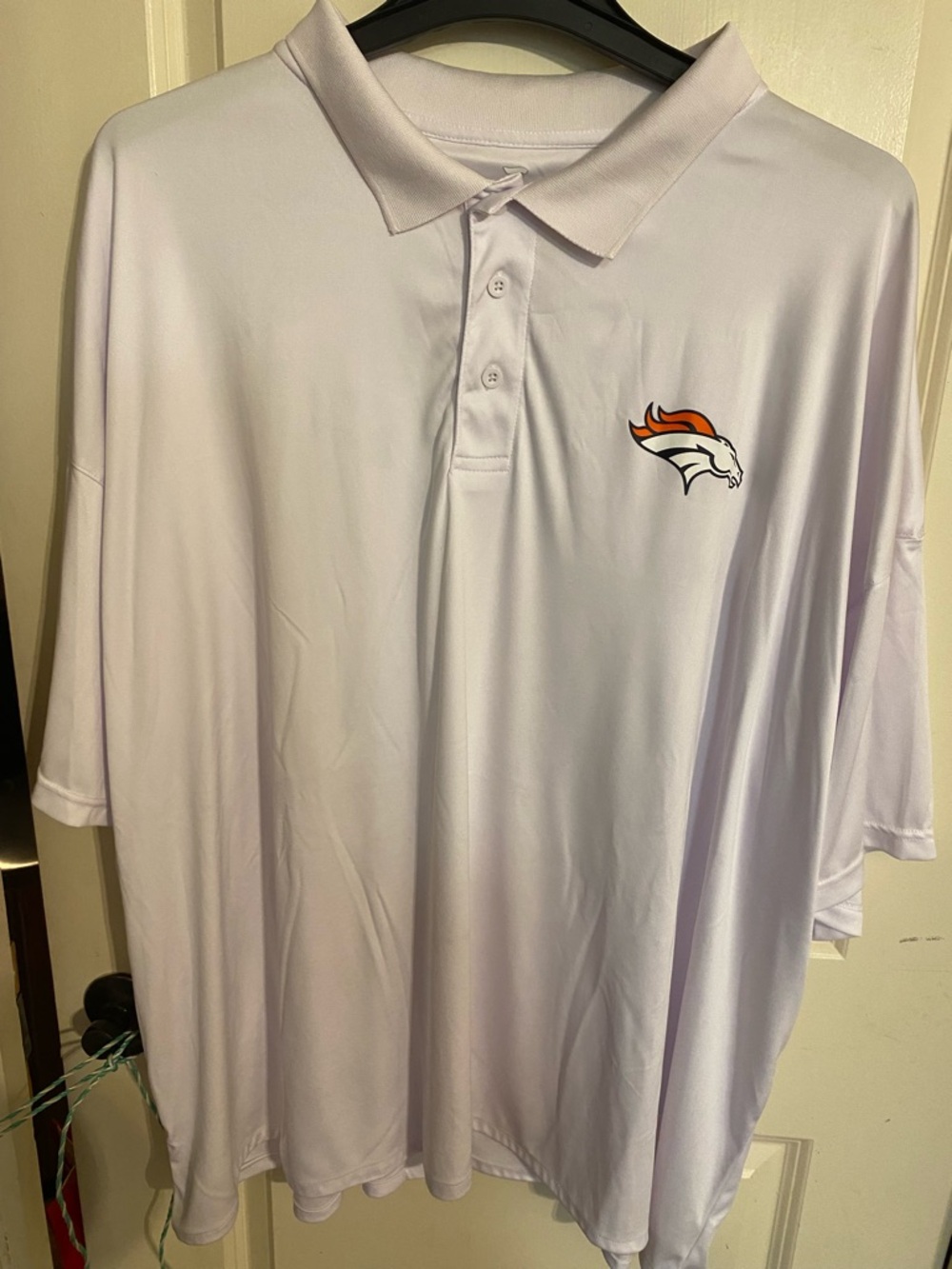 Fanatics White Polo with Denver Broncos Logo